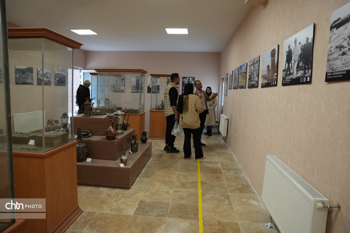 معبد آناهیتا