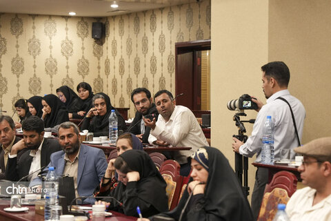 نشست رسانه ای