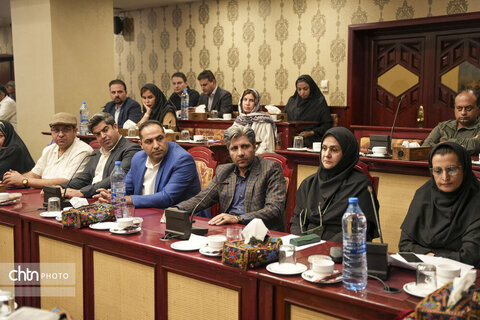 نشست رسانه ای