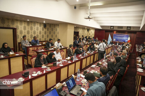 نشست رسانه ای