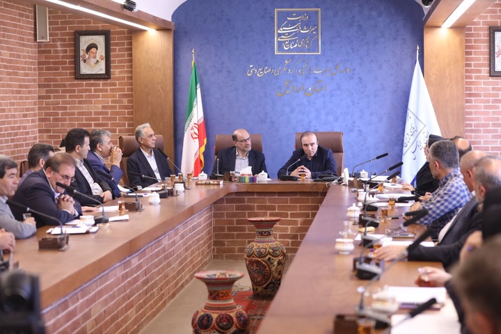 بررسی مشکلات ۸ طرح گردشگری استان اردبیل در کارگروه تخصصی ستاد تسهیل