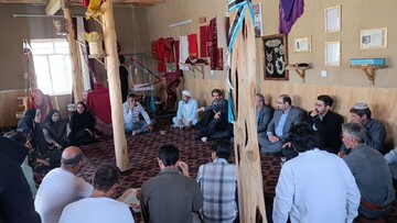بازدید میدانی از کارگاه‌های ابریشم‌بافی در روستاهای راز و جرگلان