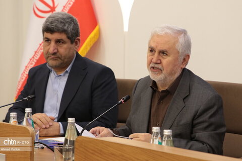 نشست فصلی وزیر میراث‌فرهنگی، گردشگری و صنایع‌دستی با معاونان، مدیران‌کل ستادی و استانی