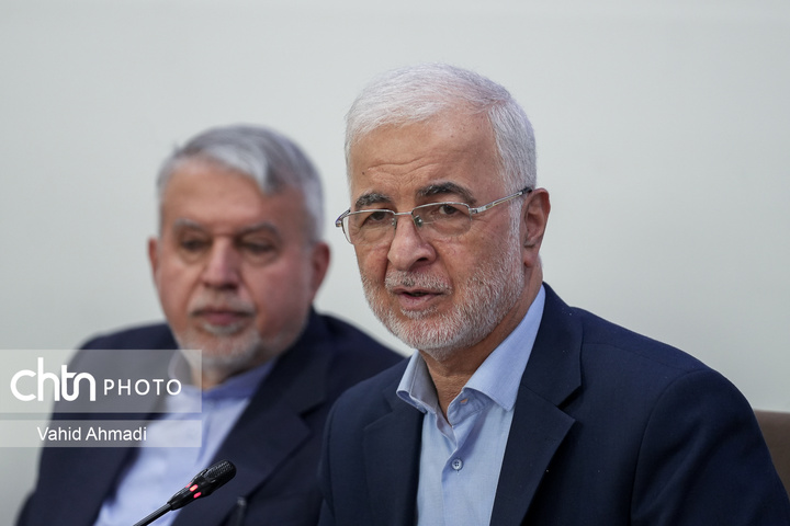 نشست فصلی وزیر میراث‌فرهنگی، گردشگری و صنایع‌دستی با معاونان، مدیران‌کل ستادی و استانی 2