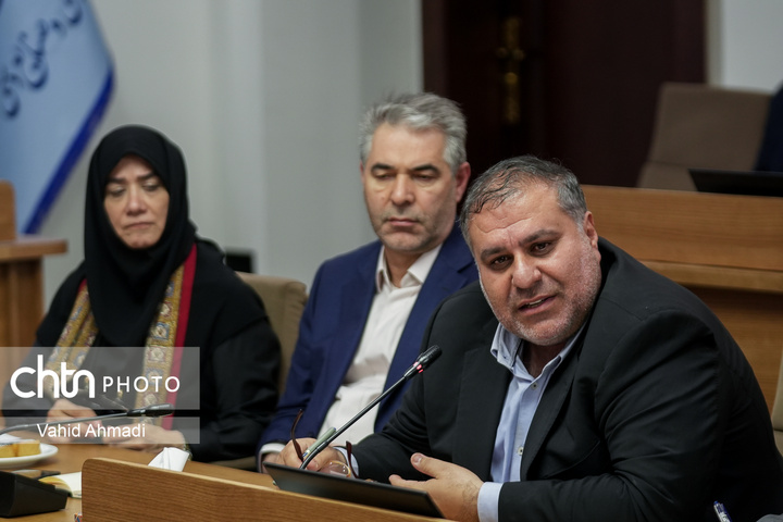 نشست فصلی وزیر میراث‌فرهنگی، گردشگری و صنایع‌دستی با معاونان، مدیران‌کل ستادی و استانی 2