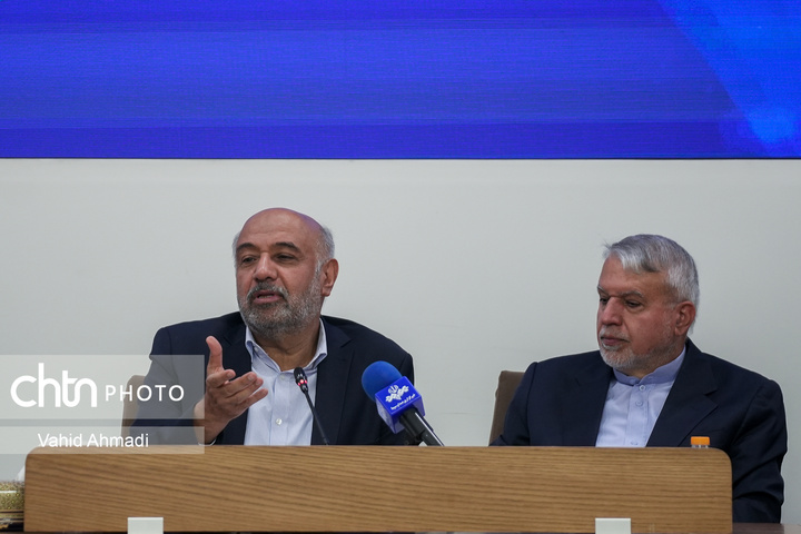 نشست فصلی وزیر میراث‌فرهنگی، گردشگری و صنایع‌دستی با معاونان، مدیران‌کل ستادی و استانی 2