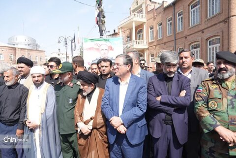 مردم قدرشناس ارومیه قهرمان شهید وطن را تشییع کردند
