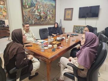 سومین دوره از جلسات شورای پژوهشی گروه هنرهای سنتی/ همکاری اعضای هیئت علمی با هنرمندان