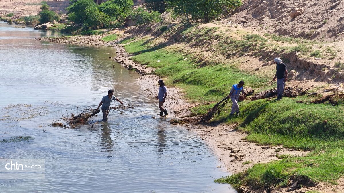 پاکسازی و لایروبی بندمیزان توسط پایگاه میراث‌جهانی شوشتر