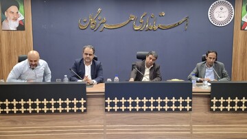 نشست بررسی چالش‌های توسعه گردشگری، صنایع‌دستی و میراث‌فرهنگی هرمزگان برگزار شد/اختصاص زمین برای احداث بازارچه صنایع‌دستی در مراکز شهرستان‌ها