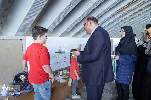 ویژه برنامه نقاشی دیواری کودکان در محوطه تاریخی و جهانی هگمتانه