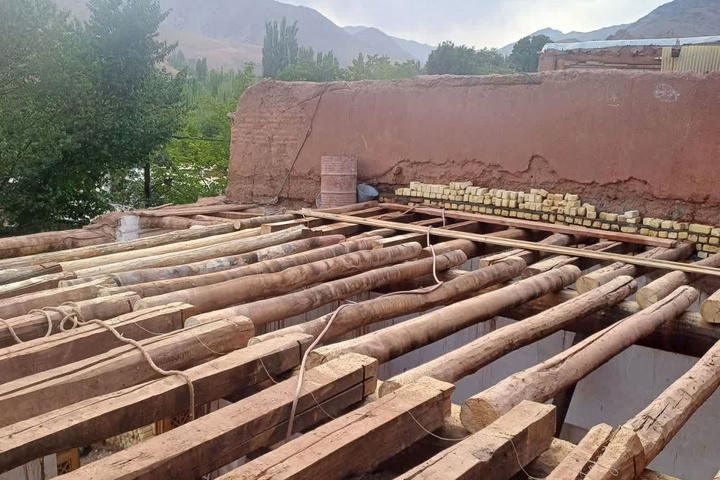 آغاز مرحله دوم عملیات مرمت مسجد پرزله روستای تاریخی ابیانه