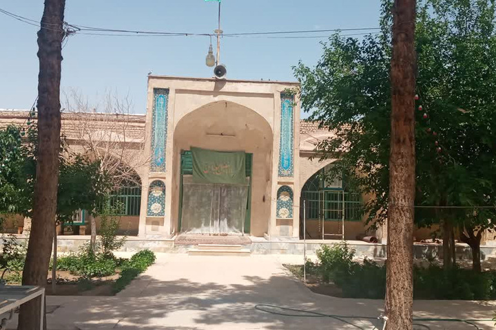 آغاز عملیات مرمت امام‌زاده حیدر شهر هرند