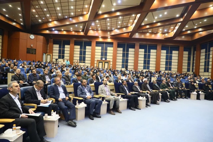 سند توسعه و پیشرفت همدان رونمایی شد