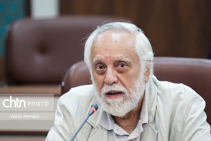 آیین تجلیل از عوامل پرونده ثبت جهانی دره‌ها و محوطه‌های پیش از تاریخ خرم‌آباد