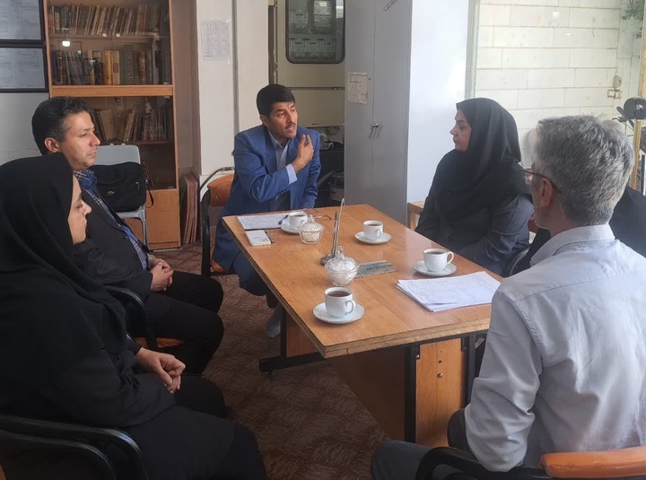 بازدید از هنرستان فنی‌وحرفه‌ای «جهان‌نما» با هدف توسعه آموزش‌های صنایع‌دستی