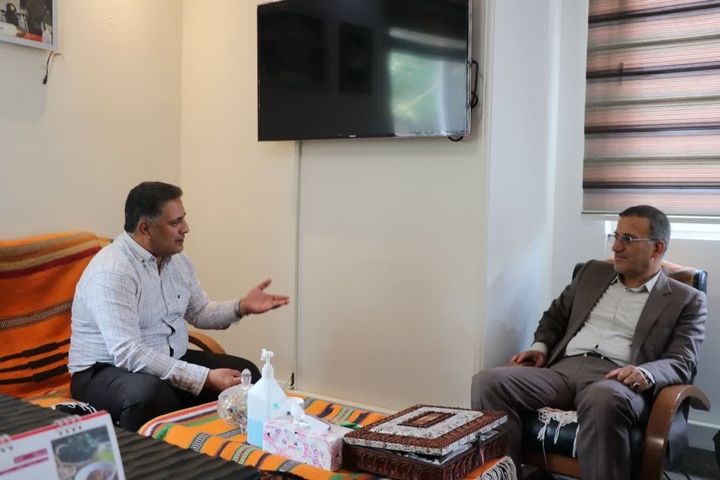 نشست صمیمانه مدیرکل میراث فرهنگی استان مرکزی با شهردار اراک در راستای توسعه پروژه‌های مشترک فرهنگی و گردشگری