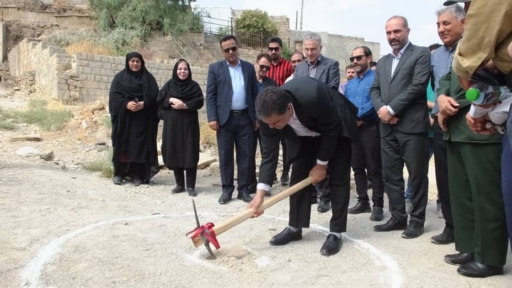 کلنگ زنی بازارچه دائمی صنایع‌دستی گچساران