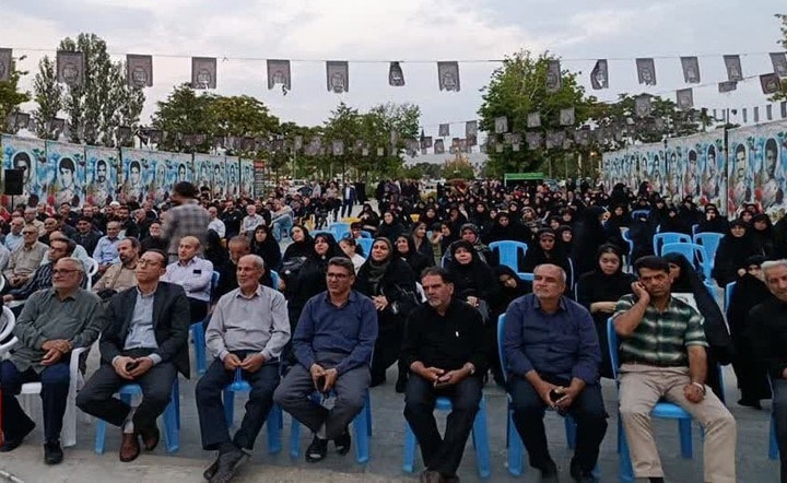 روز تویسرکان گرامی داشته شد/ مراسمی در جوار آرامگاه حضرت حیقوق نبی(ع)