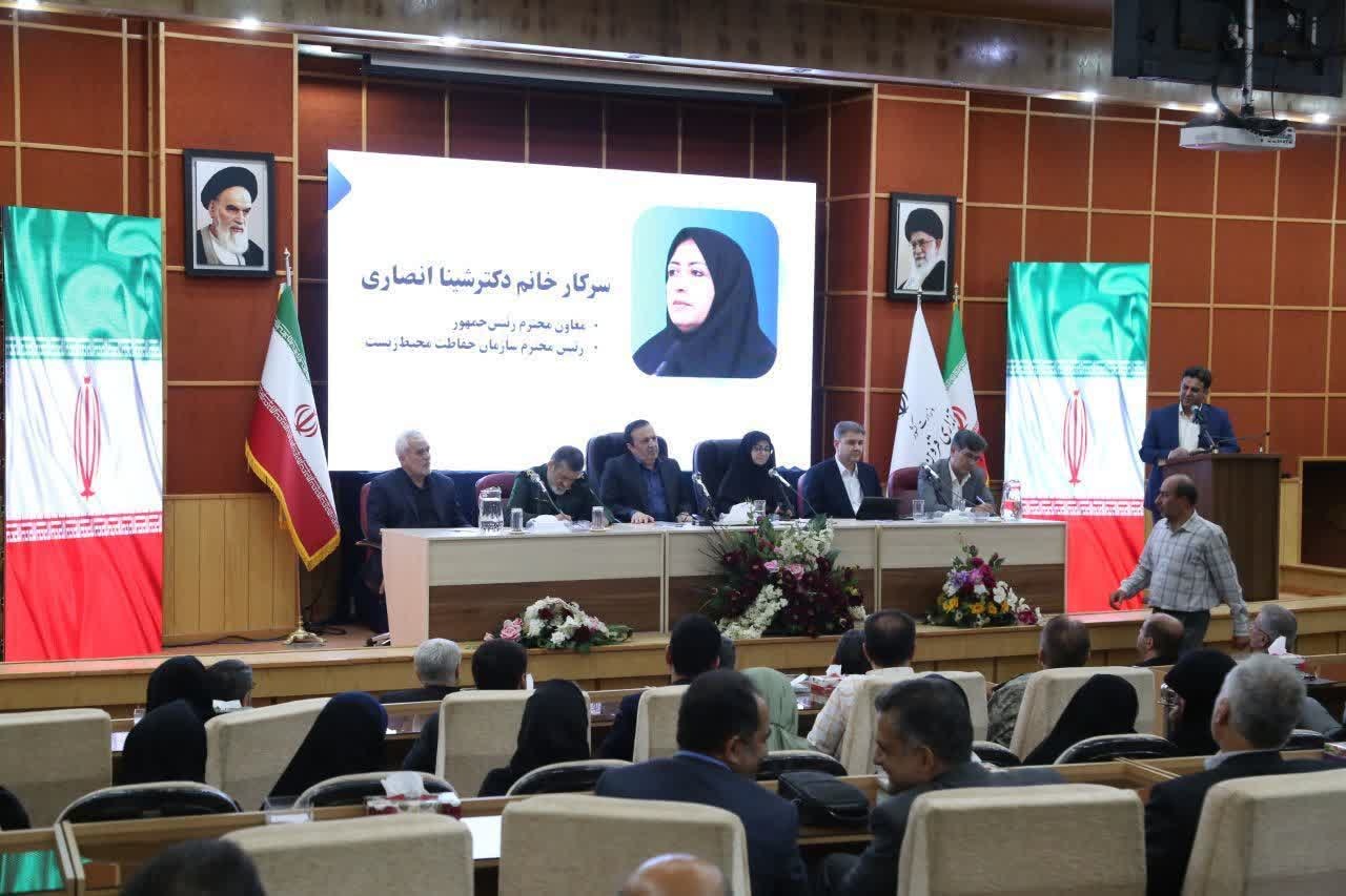 تأکید رئیس سازمان حفاظت محیط زیست بر احیای باغستان سنتی قزوین