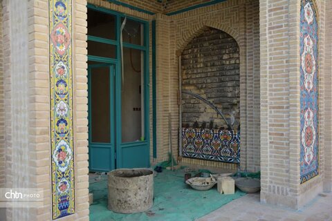 بازدید مدیرکل میراث‌فرهنگی، گردشگری و صنایع‌دستی استان یزد از پروژه "بازار ابرکوه "