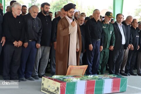 مراسم تشییع پیکر مطهر شهدای تازه تفحص شده در ارومیه