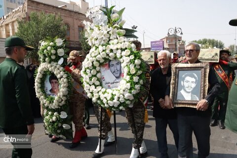 مراسم تشییع پیکر مطهر شهدای تازه تفحص شده در ارومیه