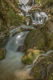 آبشار وارک خرم آباد زیباترین آبشار طبقاتی لرستان