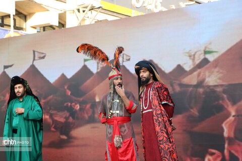 پیش کنگره بزرگ اربعینیون با اجرای مراسم سنتی چمر در ایلام برگزار شد