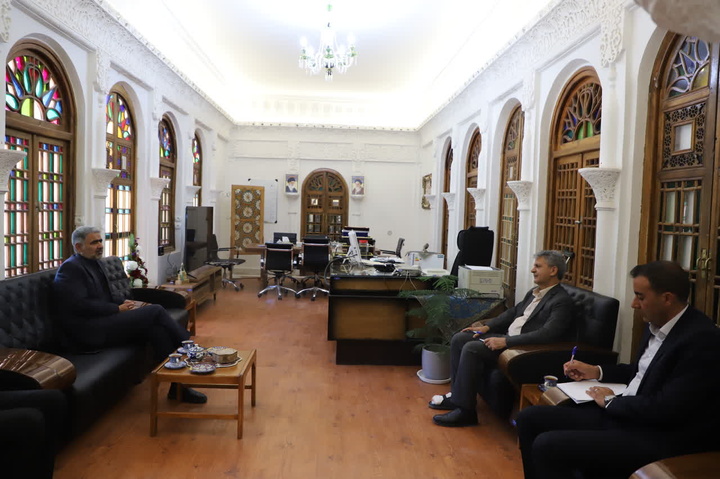 حمایت از سرمایه‌گذاران بخش خصوصی شهرستان عشق‌آباد