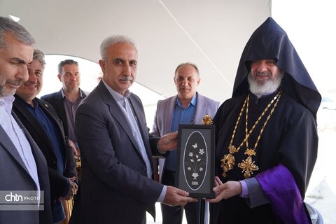 هفتاد و یکمین مراسم مذهبی جهانی باداراک قره‌کلیسا چالدران