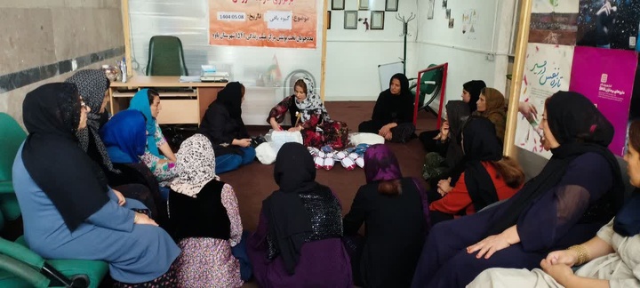 برگزاری دوره آموزشی گیوه‌بافی در شهر ملی نودشه