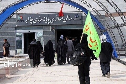 تردد بیش از ۳۰۰ هزار زائر از مرزهای خوزستان برای زیارت اربعین