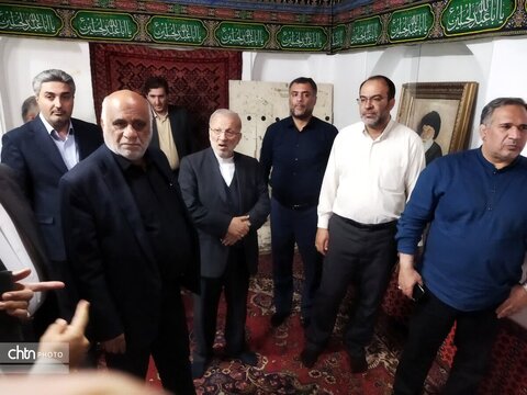 بازدید اعضای کمیسیون اقتصادی مجلس شورای اسلامی از خانه تاریخی آیت الله بروجردی (ره) در بروجرد