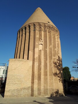 هفتمین جلسه «ورامین‌شناسی» با محوریت برج تاریخی علاءالدوله برگزار می‌شود