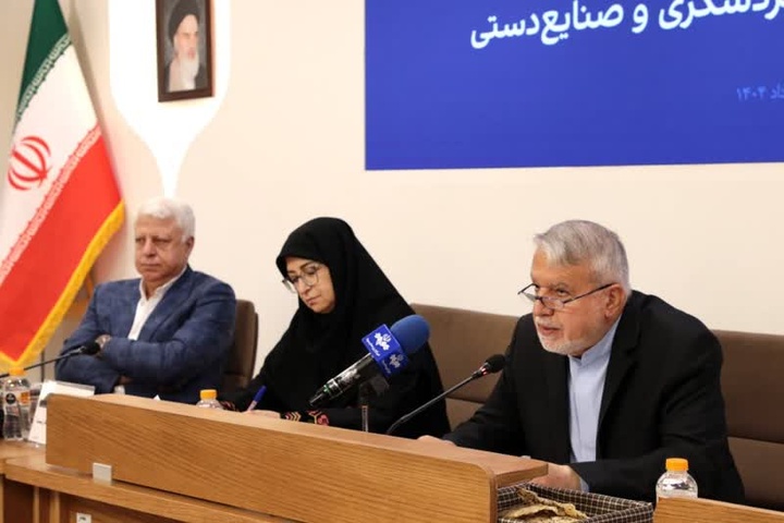 دیپلماسی فرهنگی را برای بازتعریف هویت ایرانی در سطح بین‌الملل فعال کرده‌ایم/ تعطیلی پتروشیمی میانکاله، نماد عقلانیت زیست‌محیطی دولت است/ تفویض اختیار، رونق گردشگری، ثبت جهانی و صیانت از میراث‌فرهنگی؛ چهار راهبرد کلیدی در حکمرانی نوین فرهنگی ایران