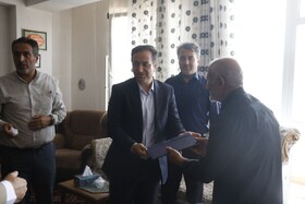دیدار مدیرکل میراث فرهنگی استان آذربایجان شرقی با خانواده شهید قادر جدی در تبریز