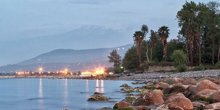 ۷۵ نجات غریق در سواحل رامسر حضور دارند