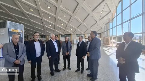 بازدید معاون گردشگری کشور از فرودگاه، مدرسه تاریخی «دو در» و بازار مشهد؛ ارزیابی خدمات‌رسانی به زائران در آستانه مناسبت‌های مذهبی