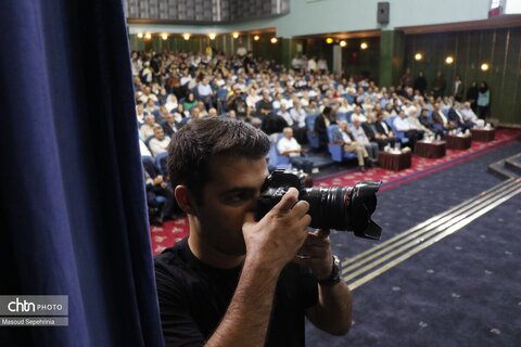 حاشیه های بزرگداشت یکصدونوزدهمین سالگرد نهضت مشروطیت ایران در تبریز