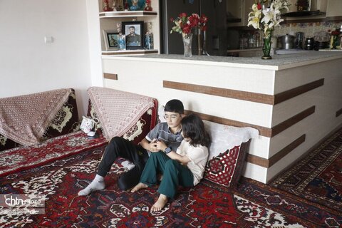 دیدار مدیرکل میراث فرهنگی استان آذربایجان شرقی با خانواده شهید قادر جدی در تبریز