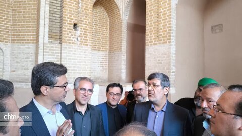 بازدید استاندار یزد از محله شاه ابوالقاسم