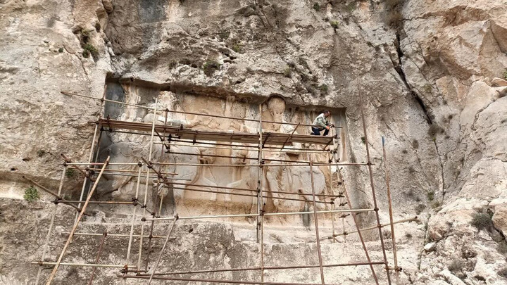 پروژه مرمت هشت نقش‌برجسته فاخر فارس، گامی بنیادین در صیانت از حافظه سنگی تمدن ایرانی است