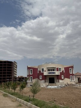 بررسی روند پیشرفت پروژه مجتمع گردشگری سلامت محمد رسول‌الله (ص) یزد