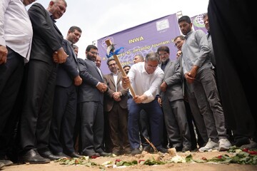 کلنگ‌زنی فاز اول مجتمع تجاری و گردشگری با سرمایه‌گذاری ۲ هزار میلیارد تومان در میاندوآب