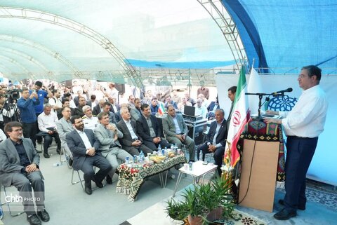 کلنگ‌زنی فاز اول مجتمع تجاری و گردشگری در میاندوآب