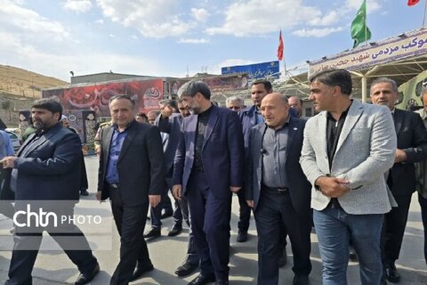 کلنگ‌زنی فاز اول مجتمع تجاری و گردشگری در میاندوآب