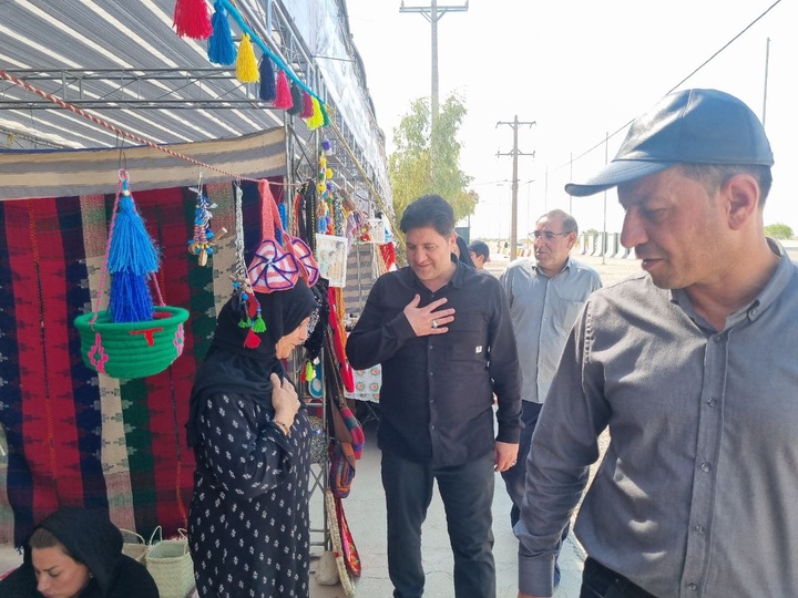 برپایی نمایشگاه صنایع‌دستی و سوغات محلی ویژه اربعین در دهلران ایلام