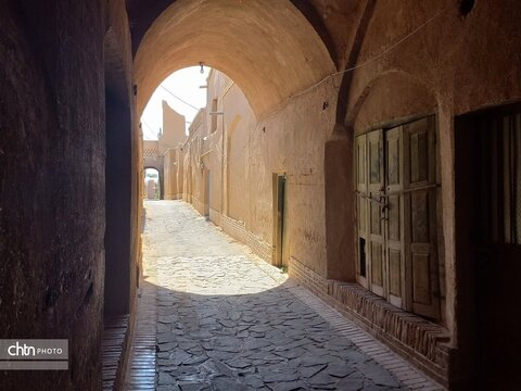 بازدید از پروژه‌های مشارکتی میراث‌فرهنگی، گردشگری و صنایع‌دستی با شهرداری میبد و بفروئیه