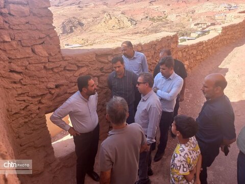 بازدید از روستای تاریخی شواز شهرستان تفت